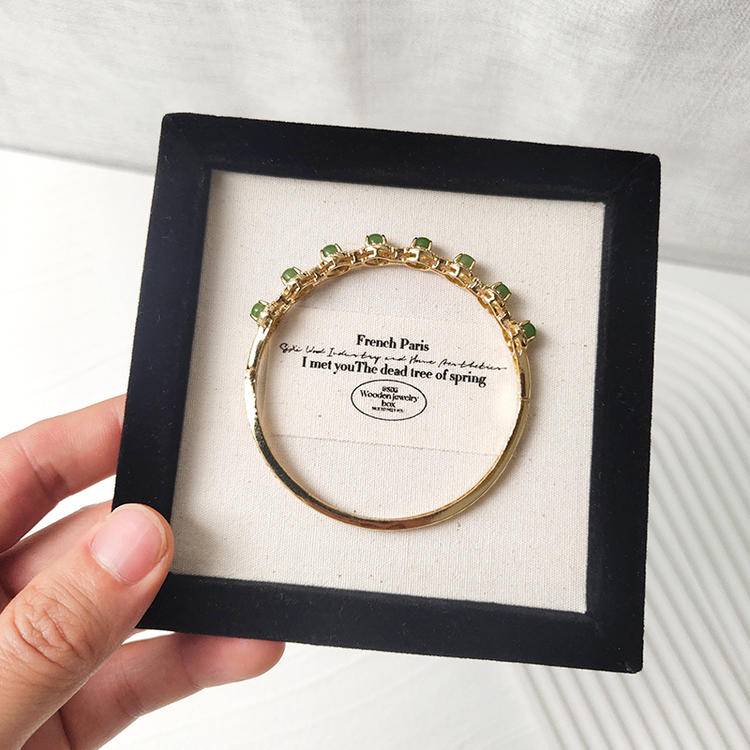 Hetian Jade Bracelet (Featured Series)