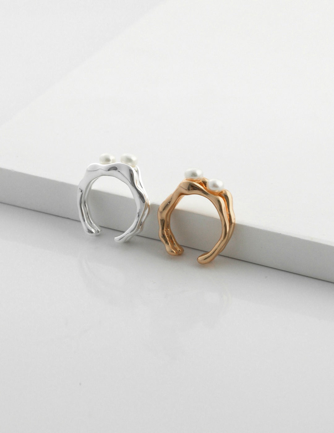 Sterling silver pearl ring