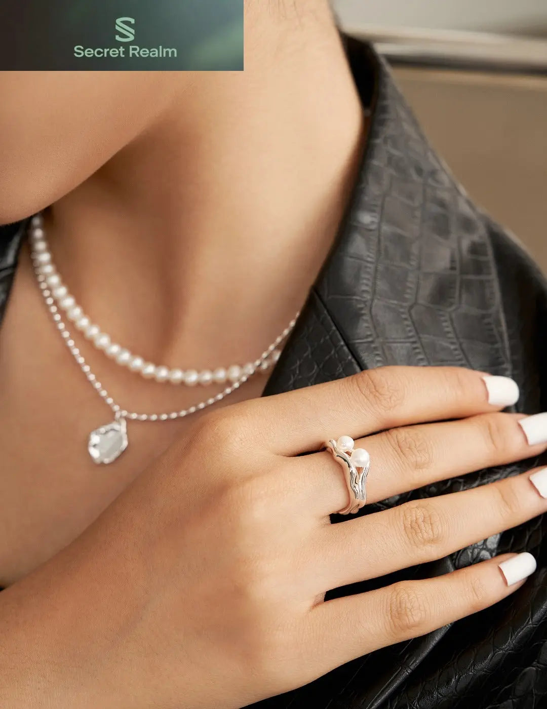 Sterling silver pearl ring Secret Realm