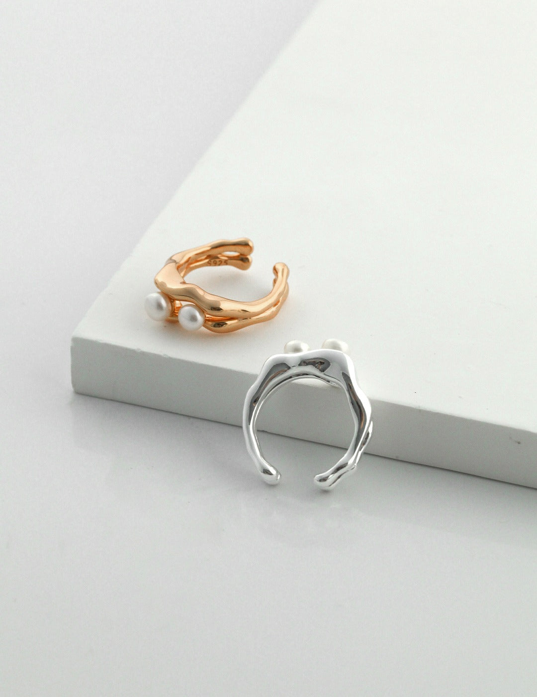 Sterling silver pearl ring