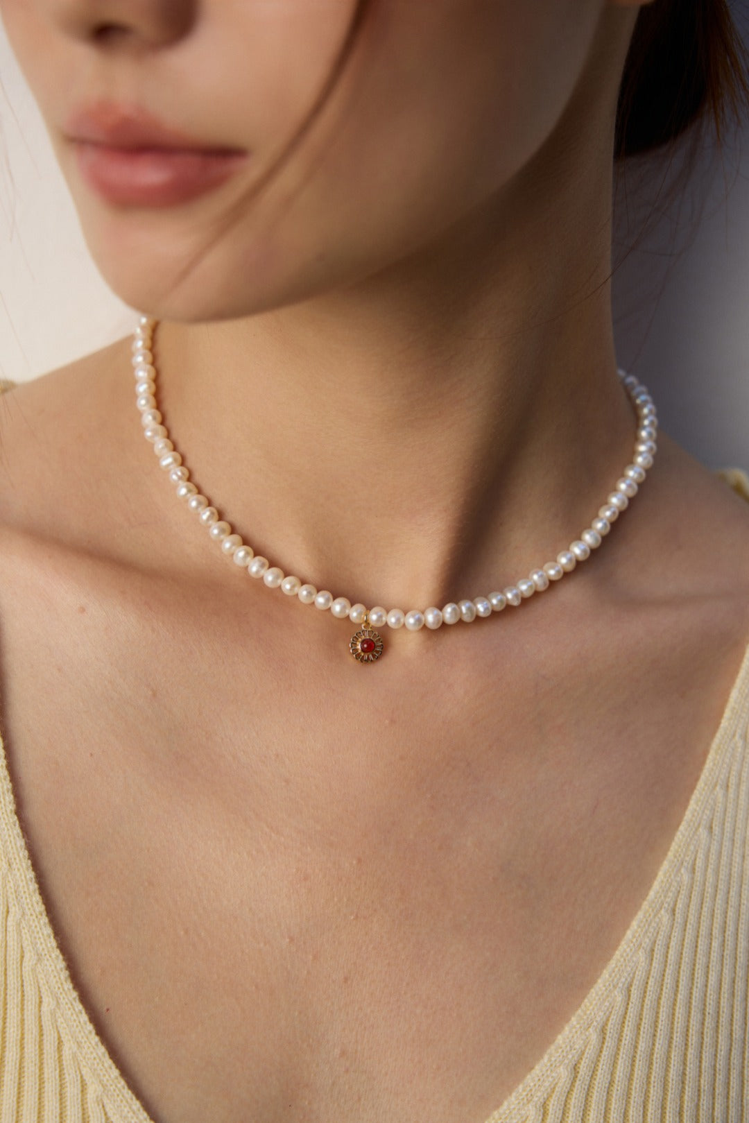 S925 silver natural pearl red black agate necklace